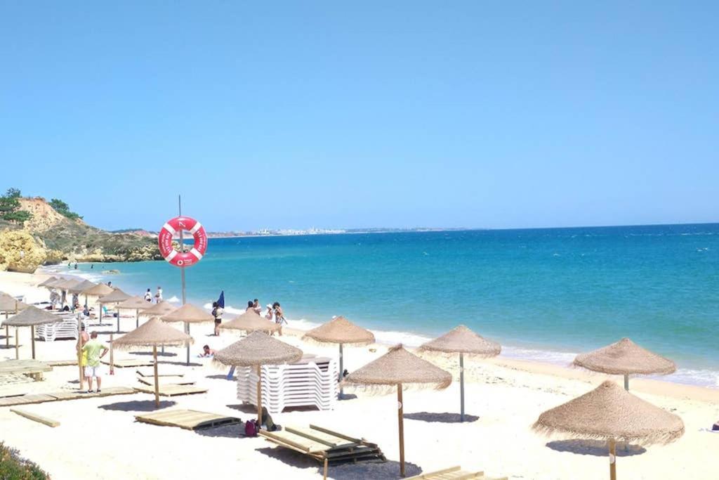 Praia Eulalia With Pool And 5 Minutes From The Beach Albufeira Eksteriør bilde