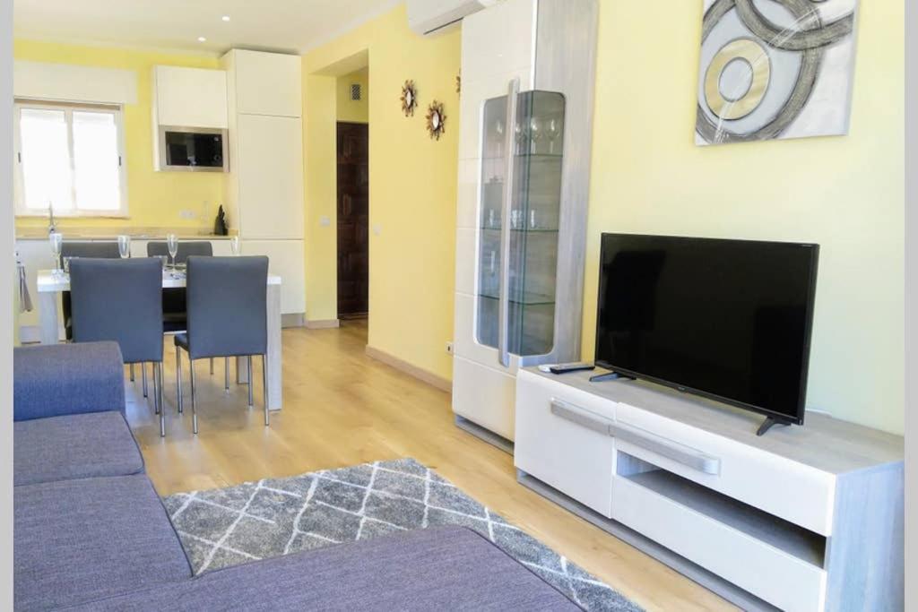 Praia Eulalia With Pool And 5 Minutes From The Beach Albufeira Eksteriør bilde
