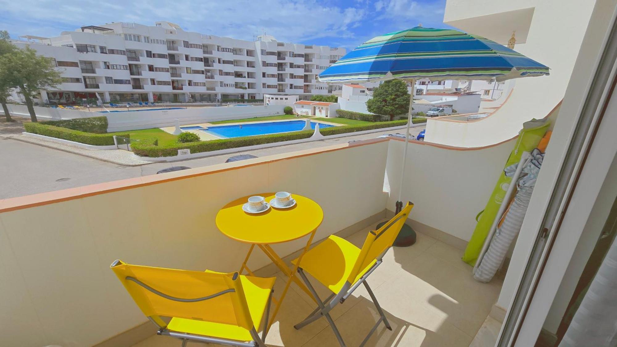 Praia Eulalia With Pool And 5 Minutes From The Beach Albufeira Eksteriør bilde